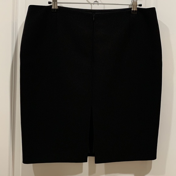 Barbara Bui skirt. Size 42. (L US) - Picture 5 of 7